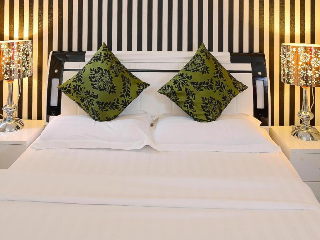 Hotel De Art @ Section 7 شاه علام المظهر الخارجي الصورة
